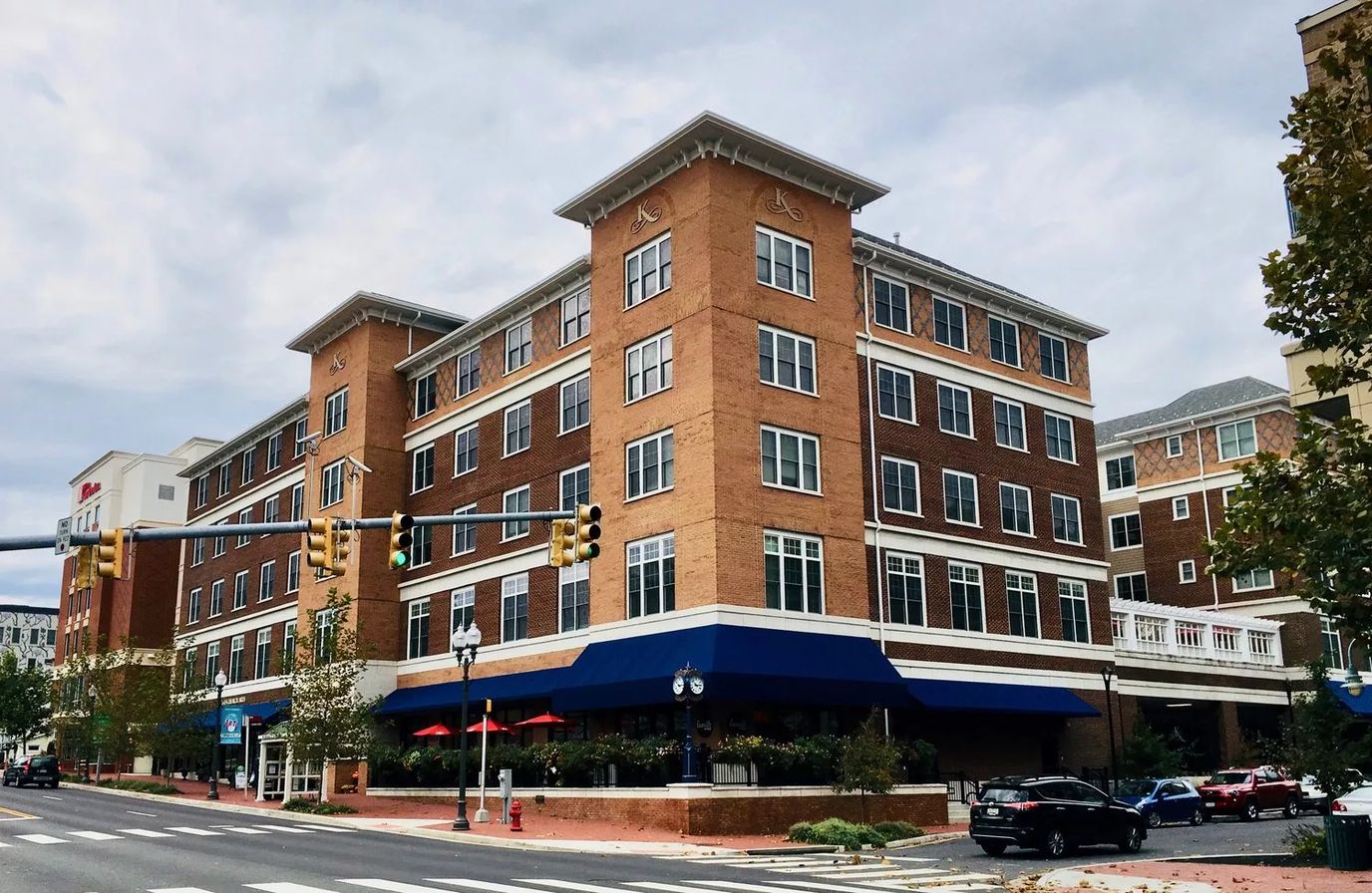 Exterior view of The Kensington Falls Church building