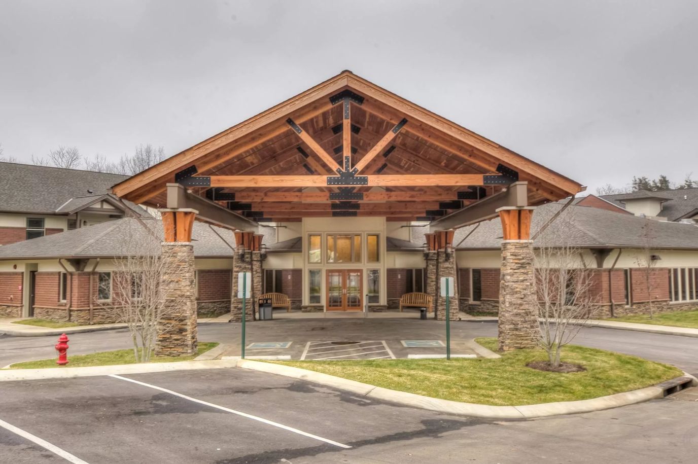Exterior view of The Lodge at Natchez Trace entrance