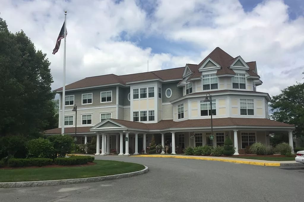 Exterior view of The Phyllis Siperstein Tamarisk Assisted Living Residence