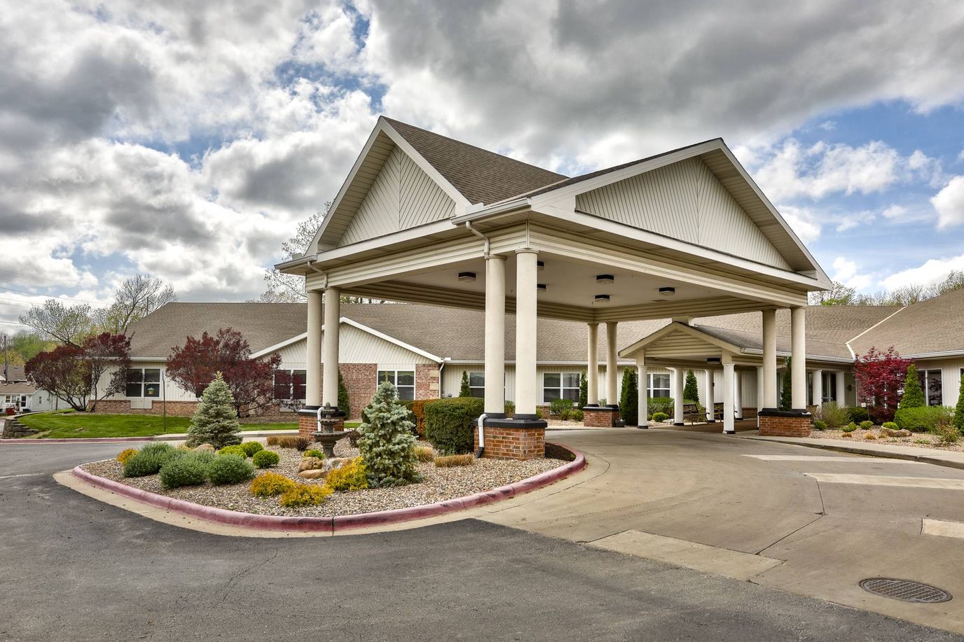 Entrance of Carmel Hills Wellness & Rehabilitation