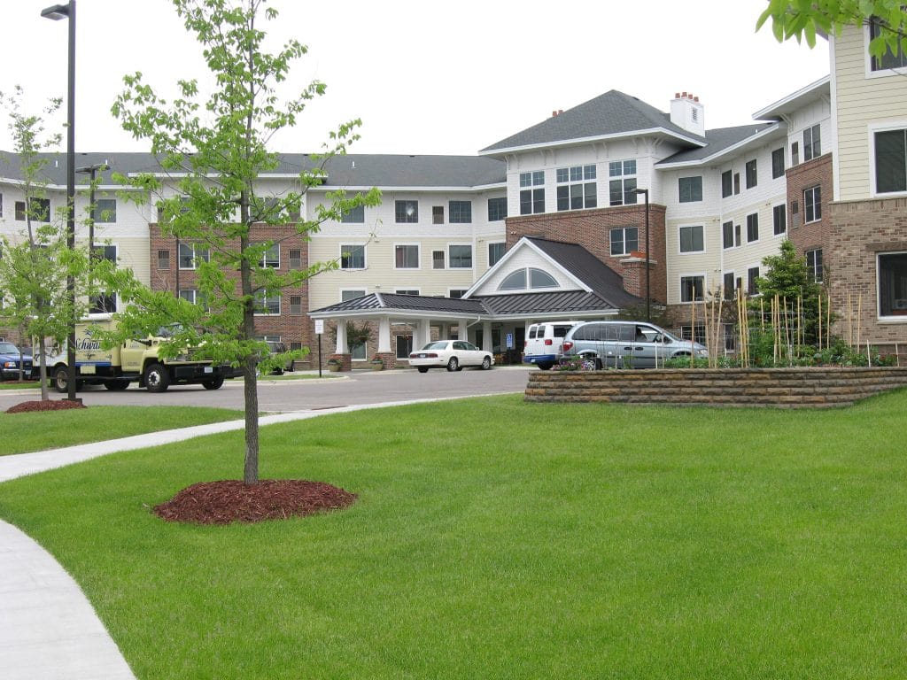 Exterior view of Vicksburg Crossing with landscaping