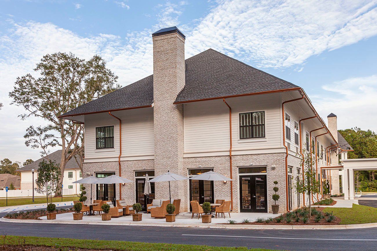 Exterior view of The Residence at Oak Grove