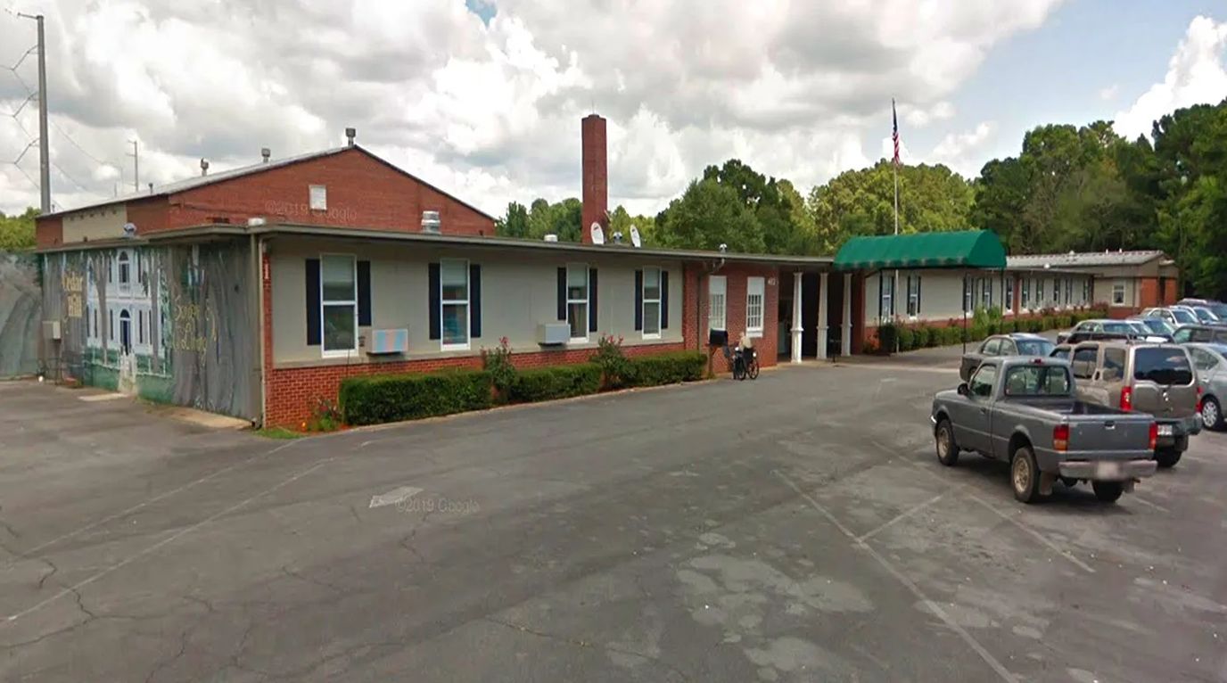 Exterior view of Cedar Hill Senior Living facility