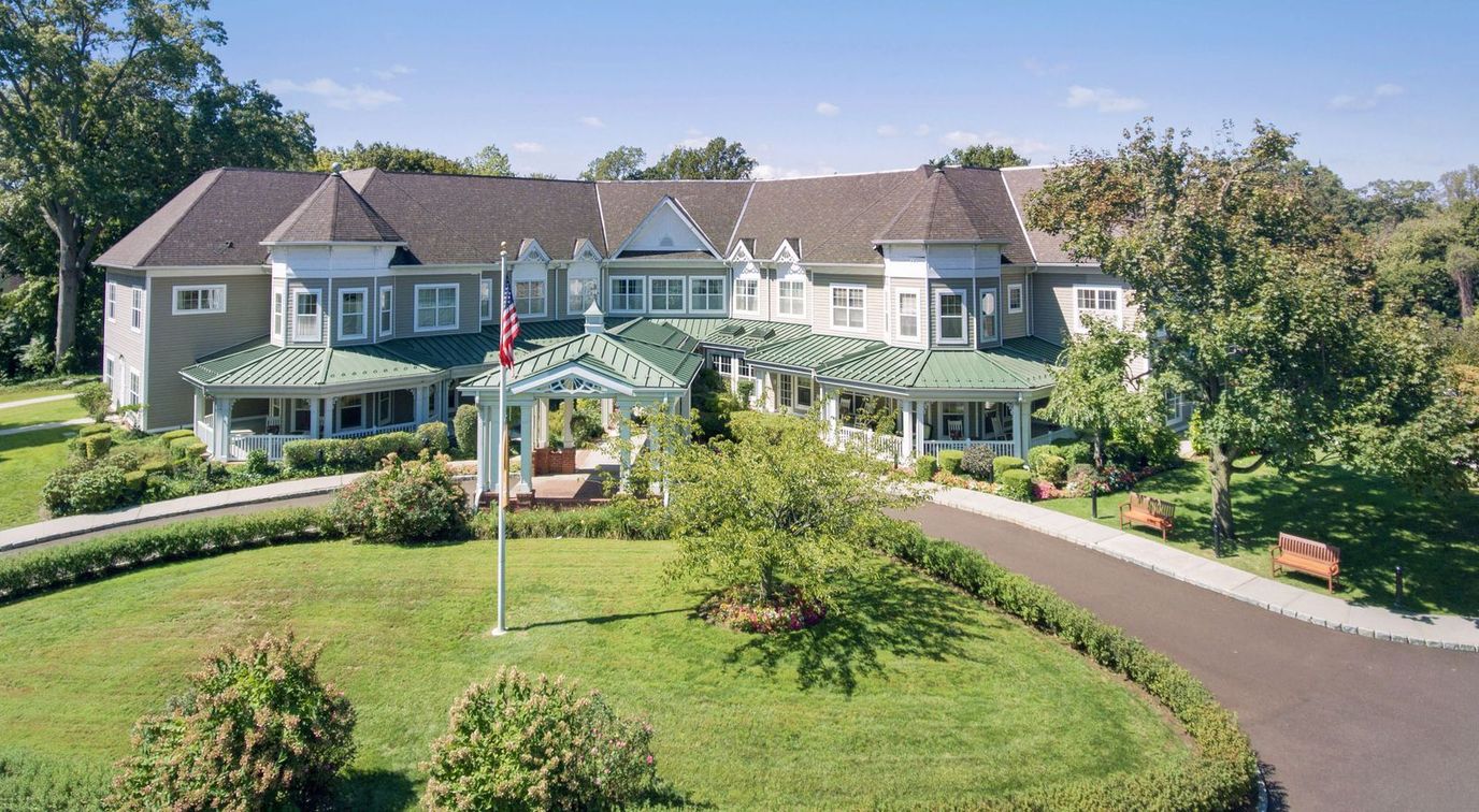 Aerial view of the exterior of Sunrise at Fleetwood