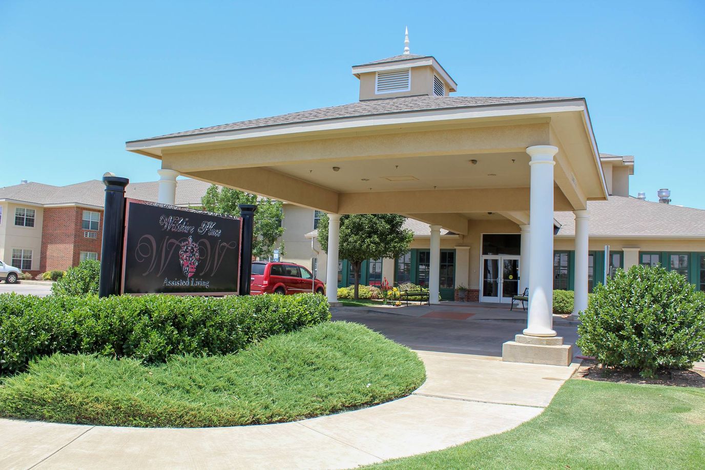 Front exterior of Wilshire Place Assisted Living
