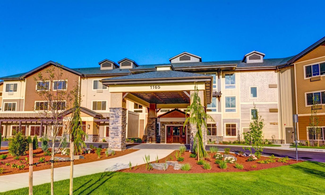 Exterior view of Fieldstone Village at Keizer Ridge