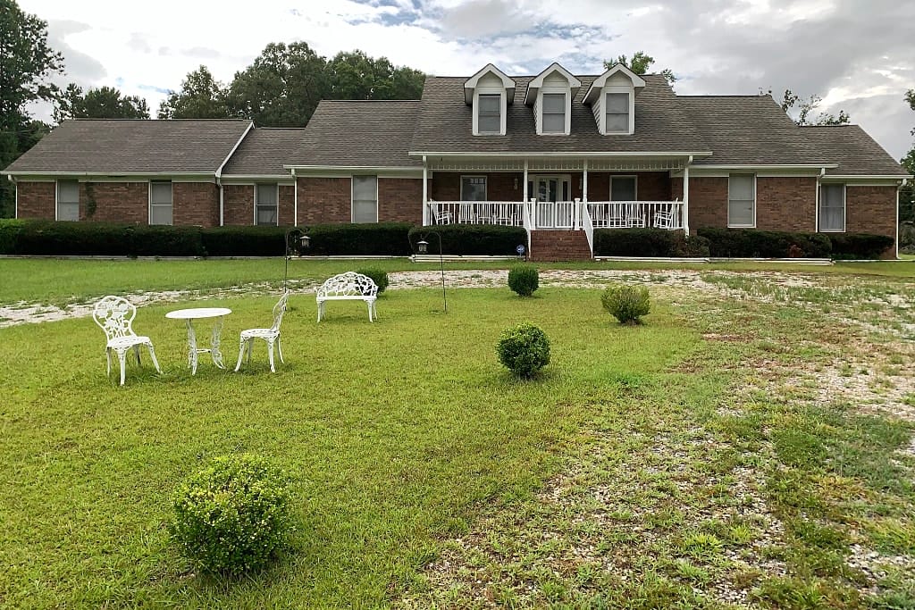 Exterior view of the Dalia Precious Memories facility