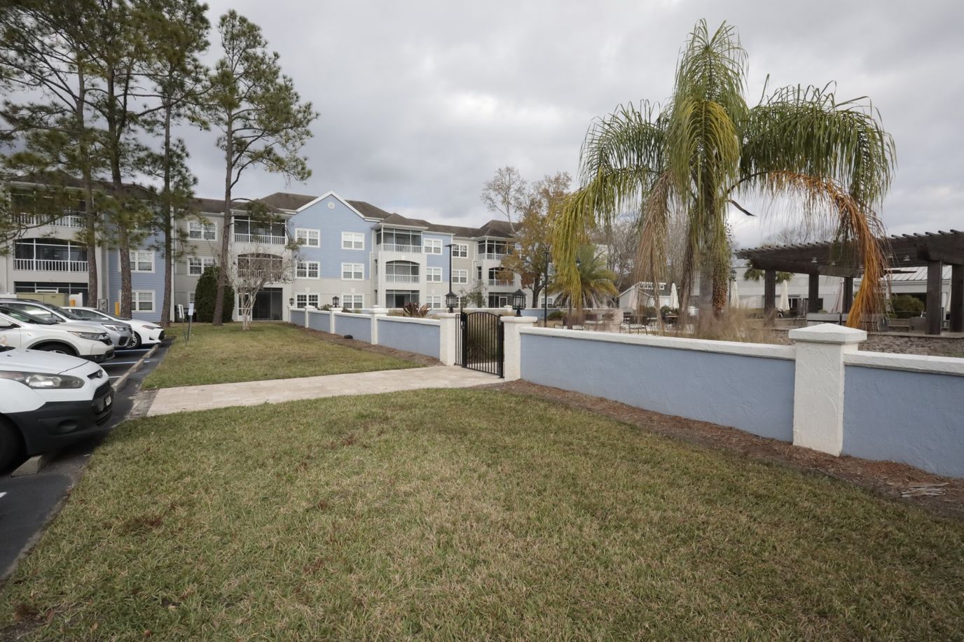 Exterior view of Brookdale Southside with landscaping