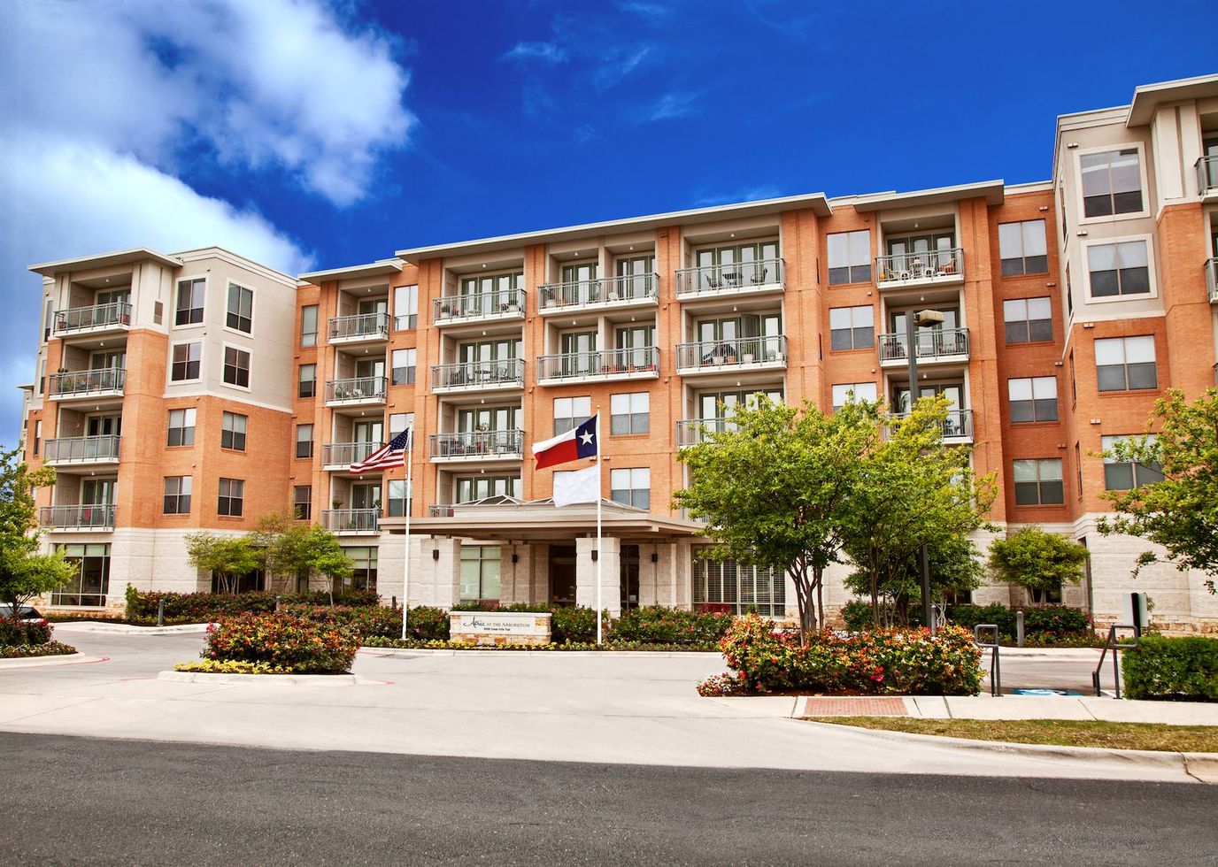 Exterior view of Atria at the Arboretum building