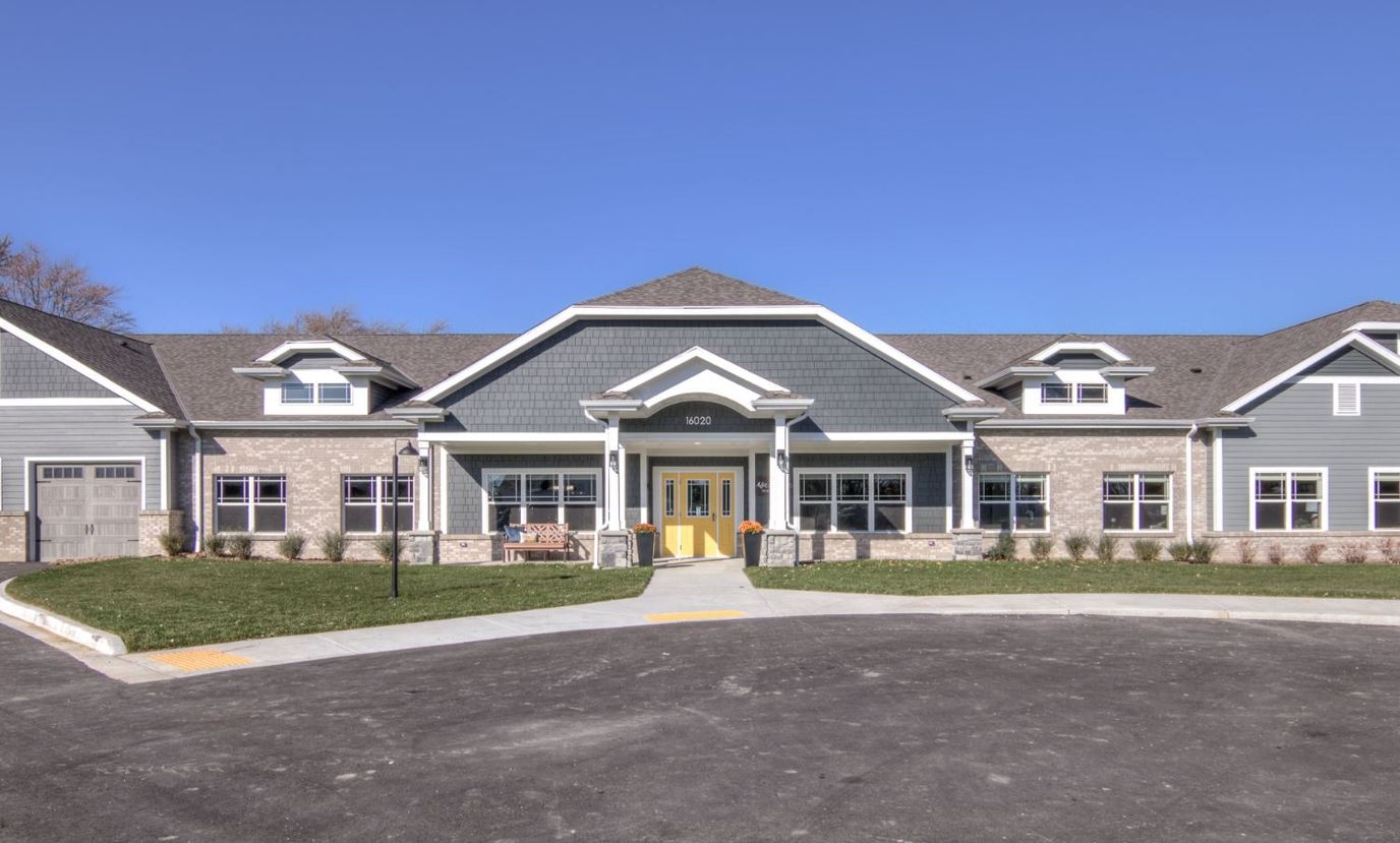 Exterior view of Azura Assisted Living facility