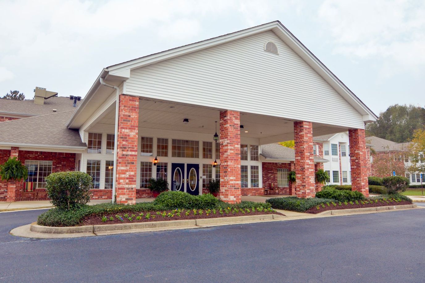 Exterior view of Brookdale Carrollton's entrance