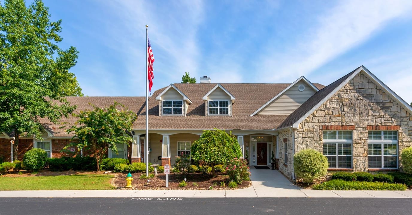Exterior view of the Brookdale Clarksville building