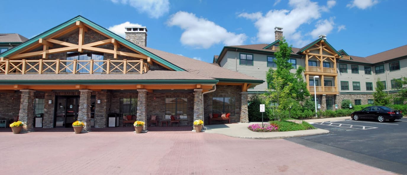 Exterior view of Deer Creek Lodge facility