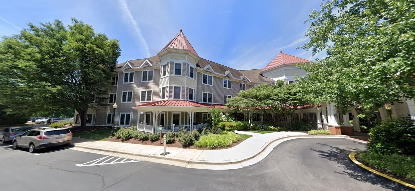 Exterior view of Kensington Park Senior Living facility