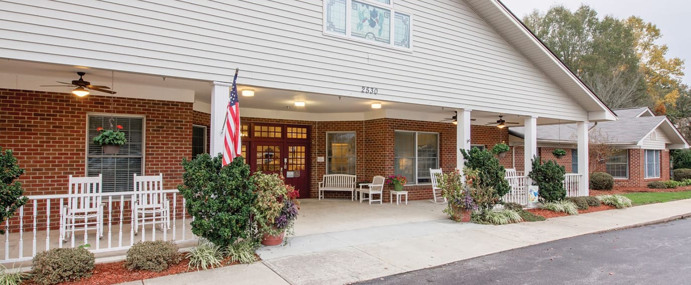 Exterior view of Brookdale Hickory Northeast entrance