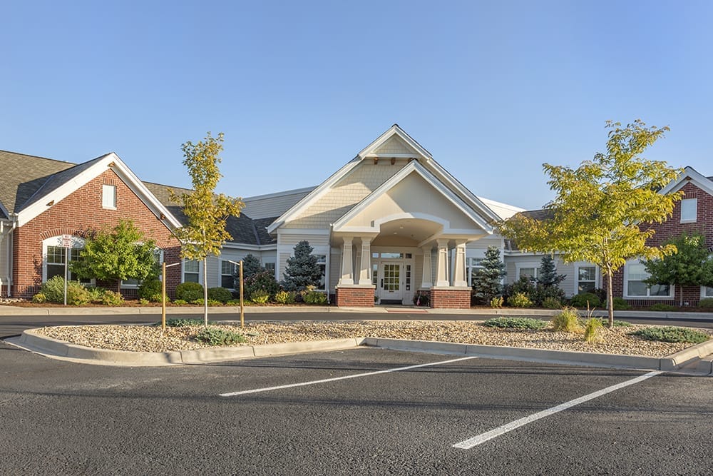 Exterior view of the Brookdale Highlands Ranch building