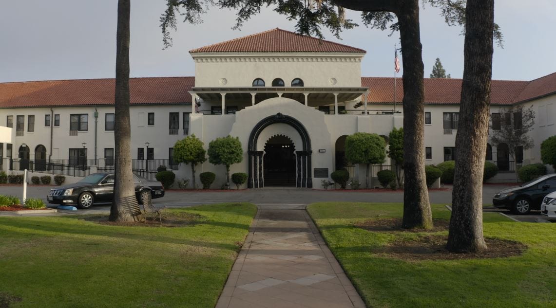 Front view of Arcadia Gardens Retirement Hotel
