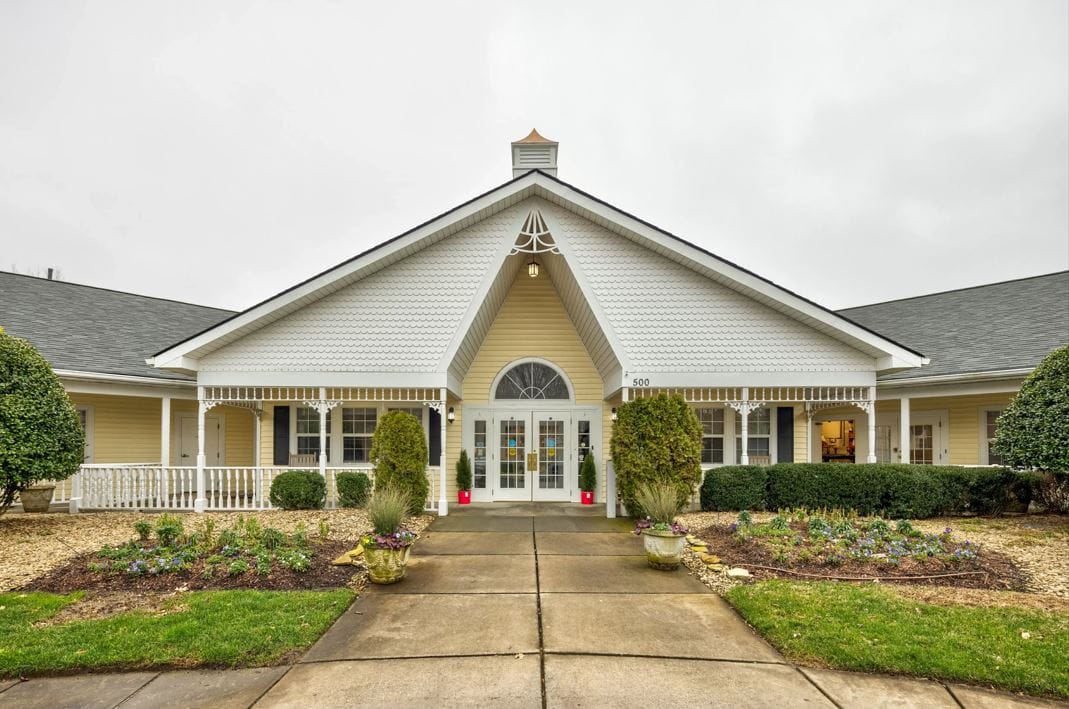 Exterior view of TerraBella Cramer Mountain building