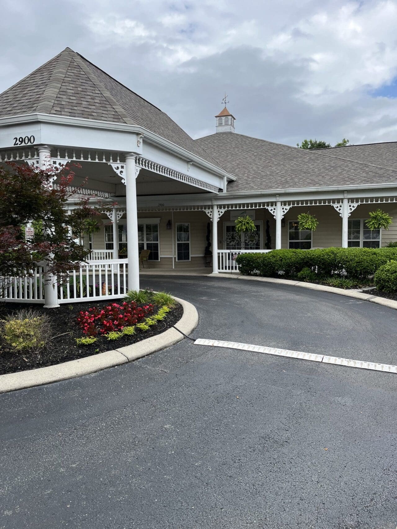 Front entrance of Charter Senior Living of Cleveland