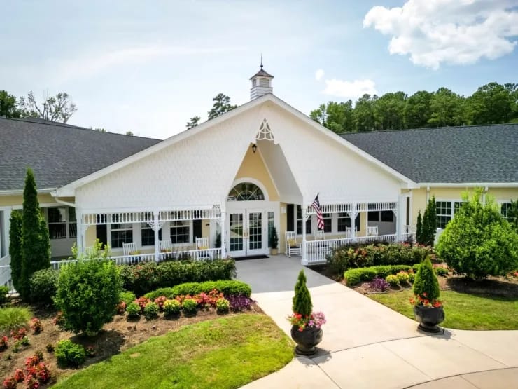 Exterior view of Cadence Garner by Cogir facility