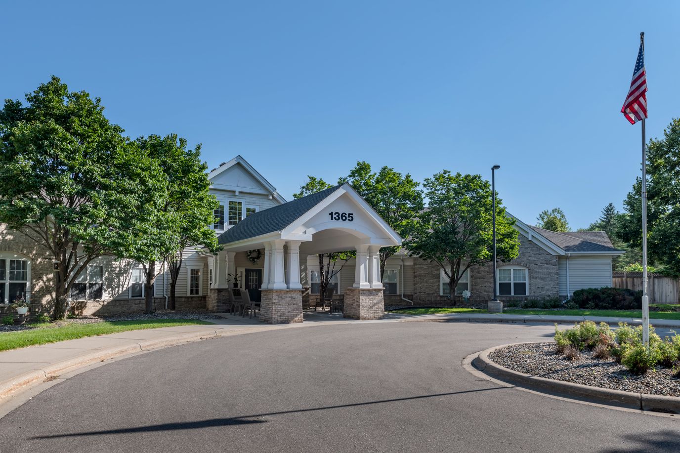 Exterior view of the Brookdale Eagan facility
