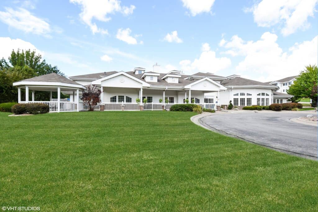 Exterior view of Bailey Pointe Assisted Living