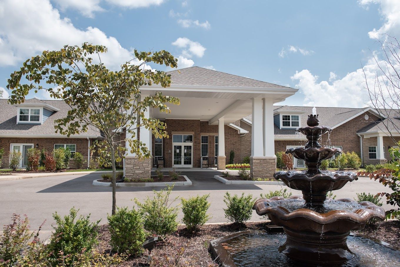 Exterior view of Ciel of Collierville with fountain