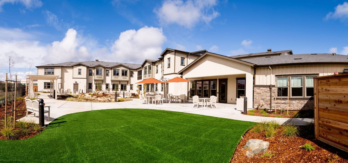Exterior view of CountryHouse with outdoor seating area