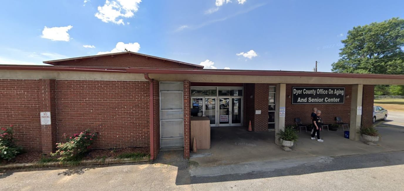 Exterior view of Dyer County Aging Office building