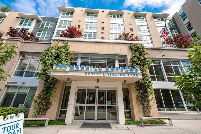 Exterior view of Merrill Gardens at Ballard facility