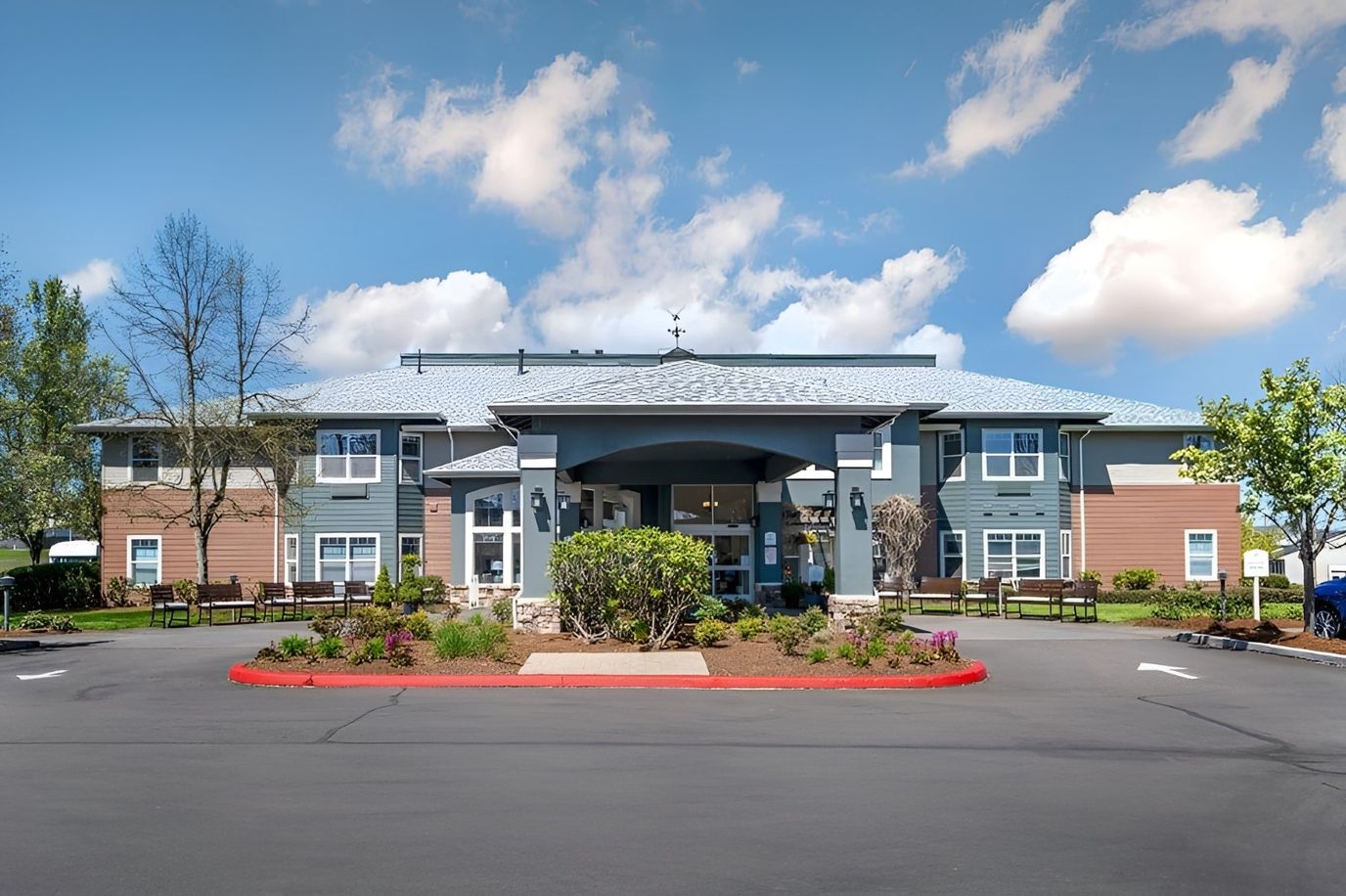 Exterior view of Brookdale Rose Valley Scappoose facility