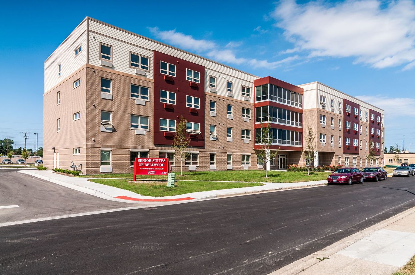Exterior view of Senior Suites of Bellwood facility