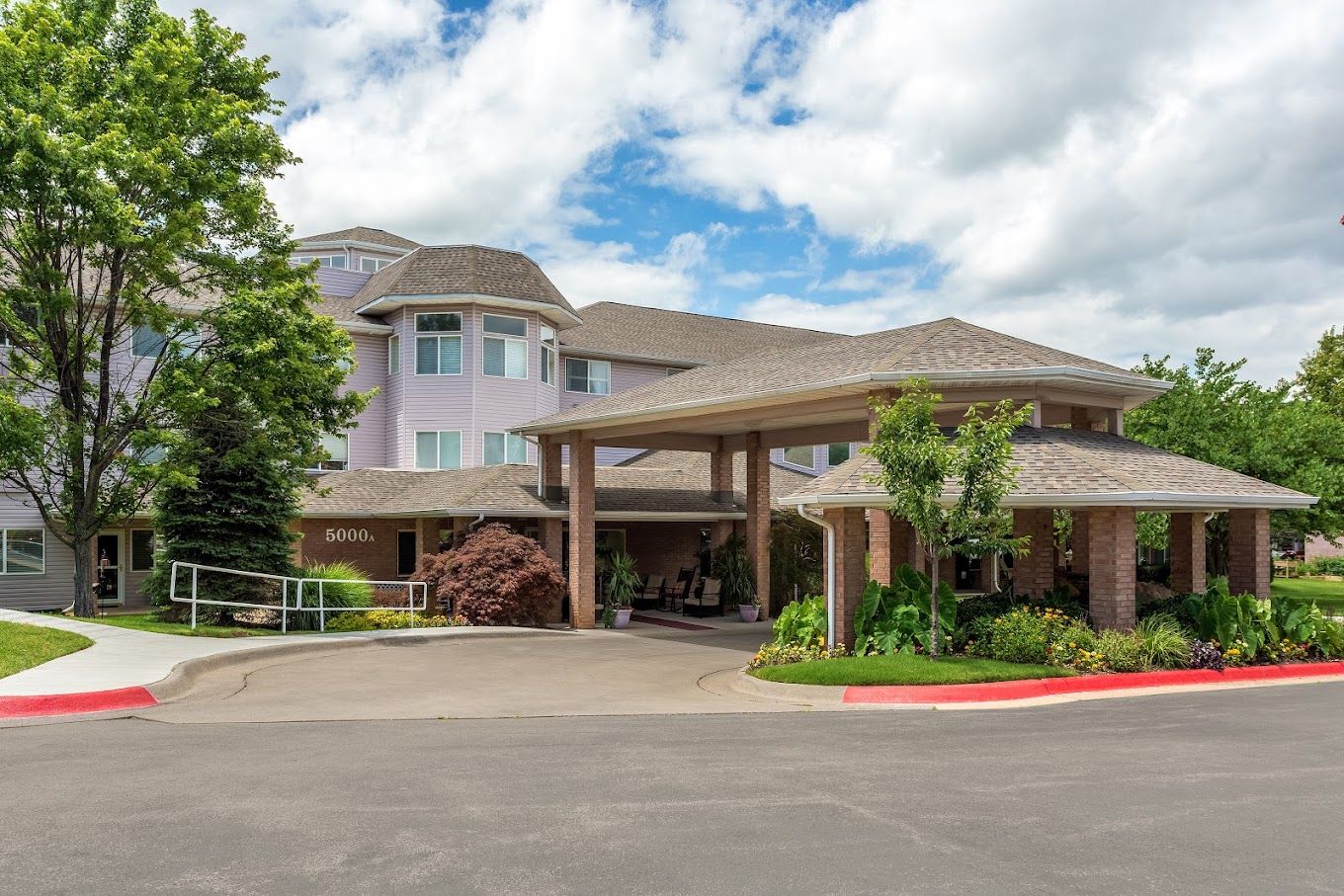 Exterior view of The Gardens at Arkanshire Senior Living