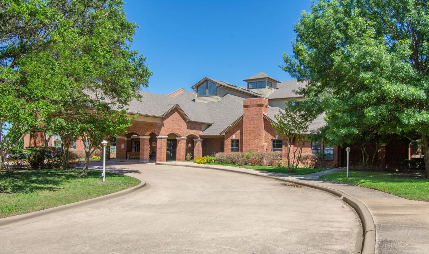Exterior view of Asher Point Independent Living facility