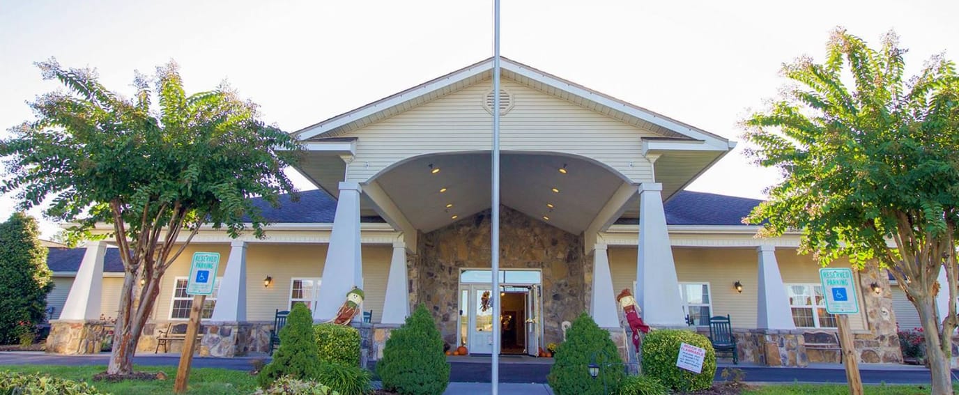 Exterior view of Brookdale Sevierville facility entrance