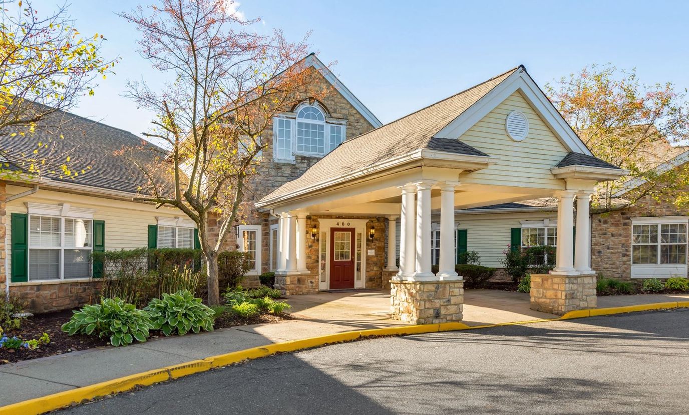 Entrance of Brookdale Westampton with landscaping