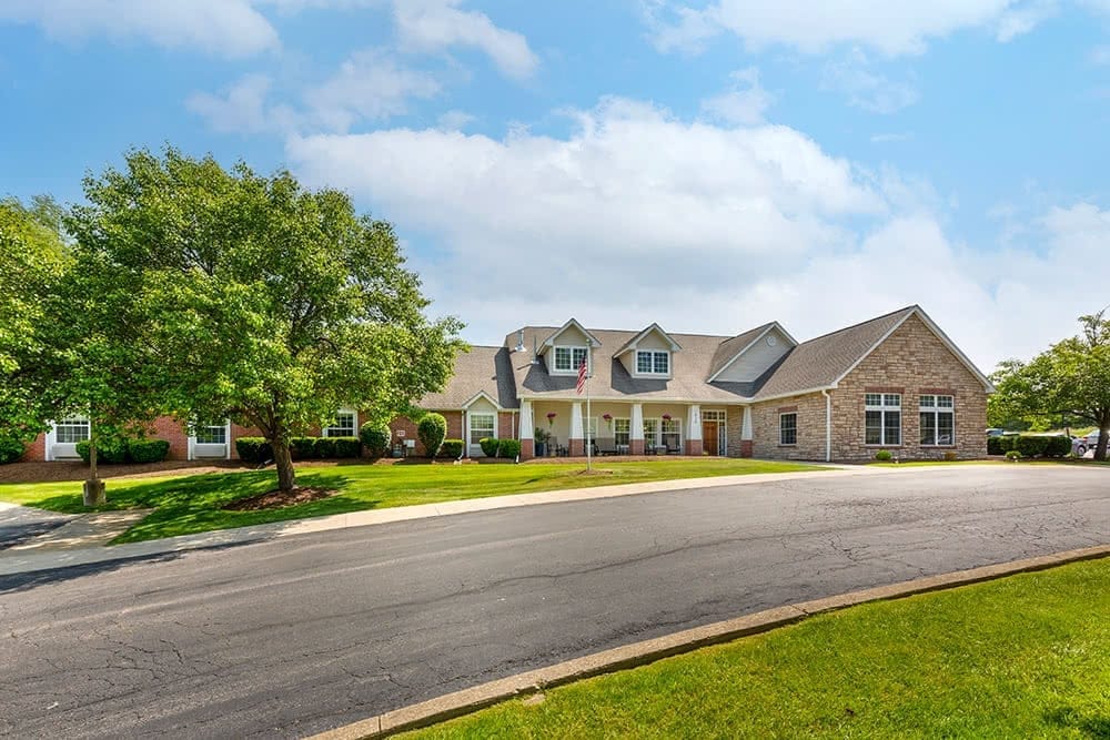 Exterior view of Brookdale Salem with landscaped grounds