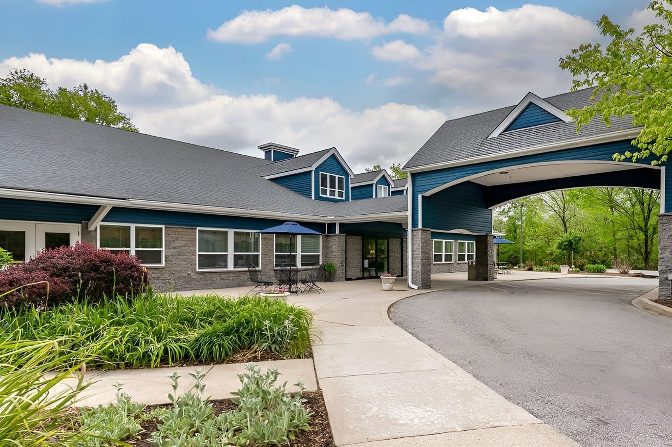 Exterior view of Brookdale Stonestreet facility entrance