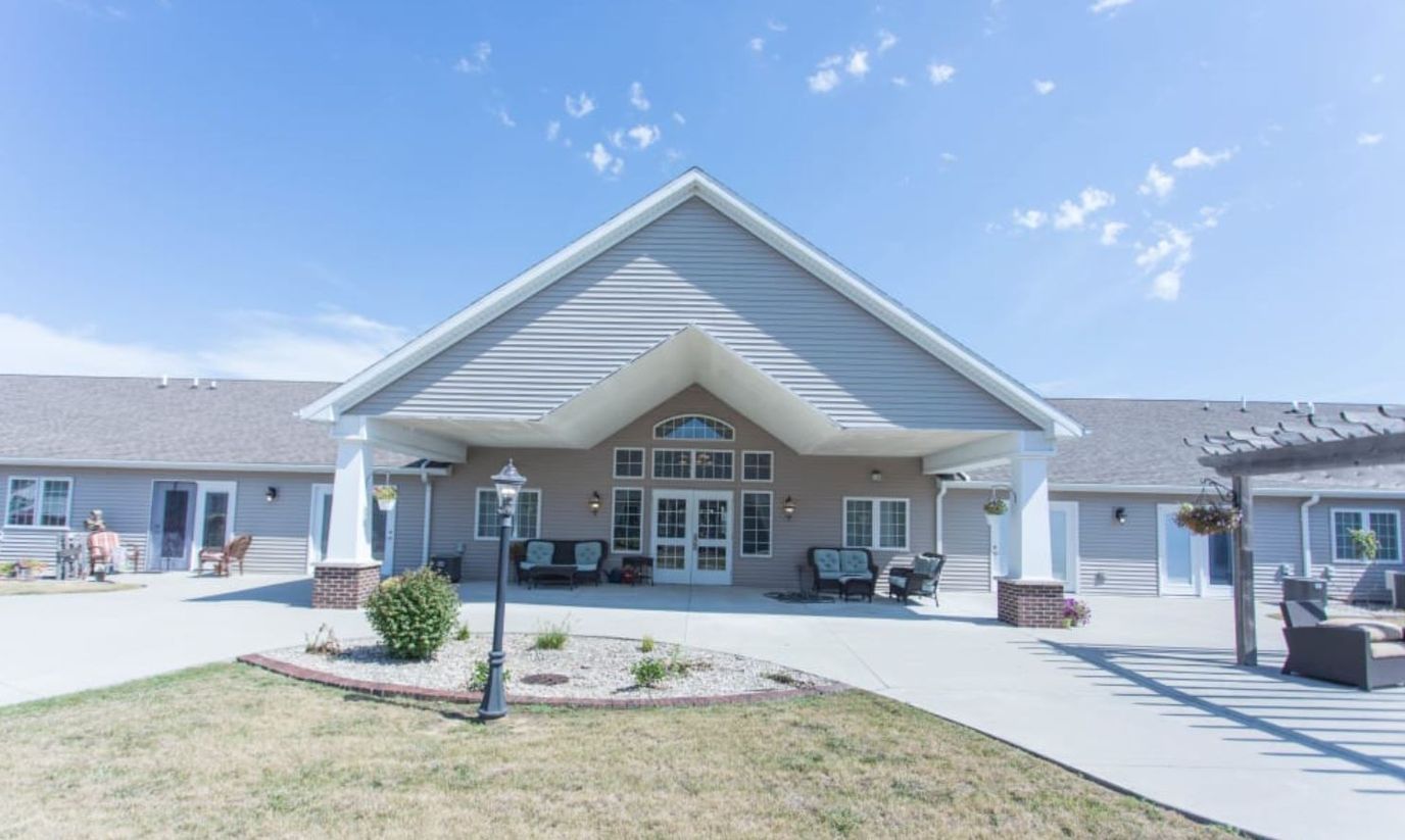Exterior view of the Villas of Holly Brook building