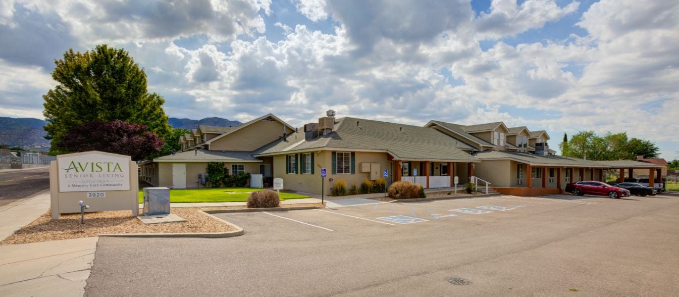Exterior view of Avista Senior Living facility