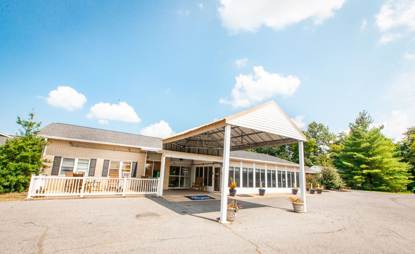 Exterior view of Oakview Nursing and Rehabilitation Center