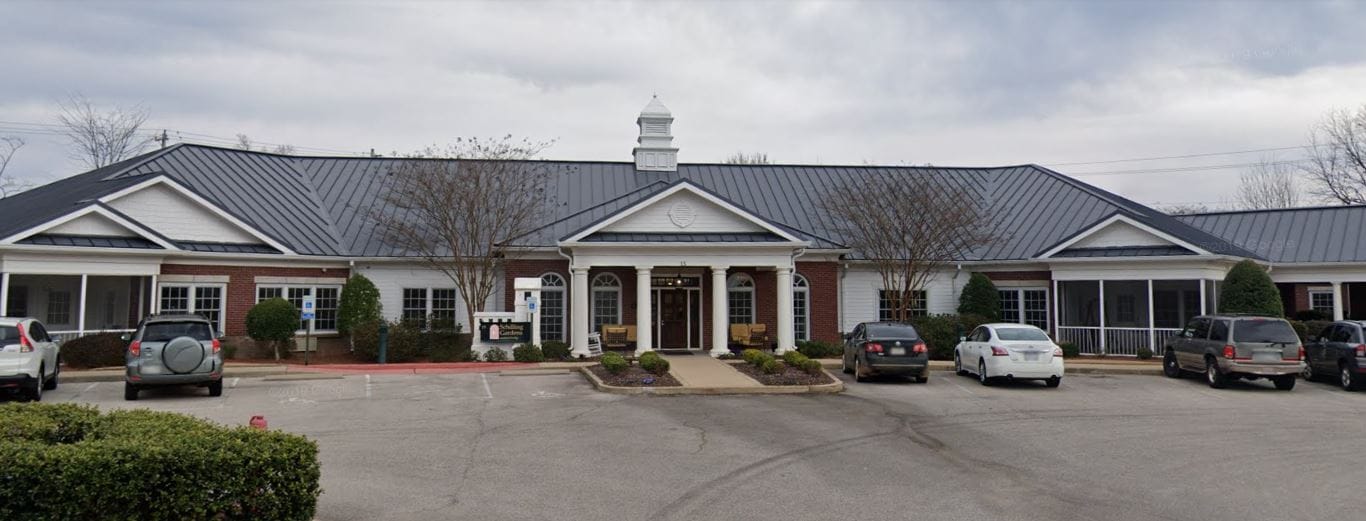 Exterior view of Schilling Gardens Senior Living facility