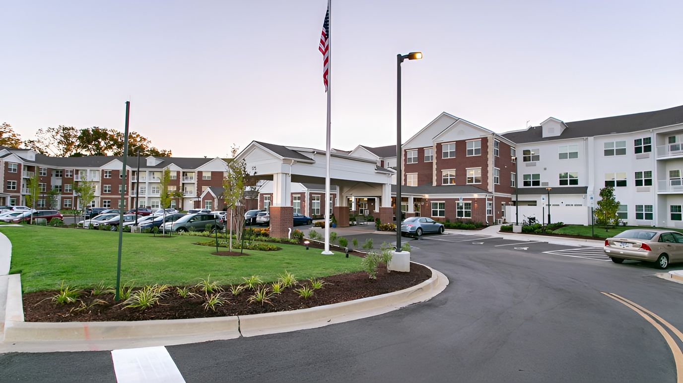 Exterior view of Sycamore Ridge Gracious Retirement Living