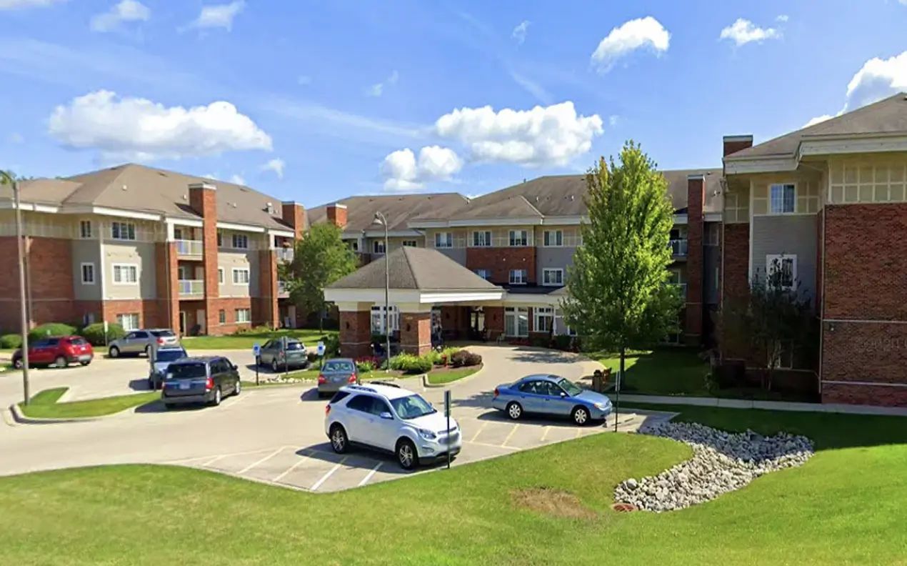 View of The Courtyard at McHenry's building and parking area