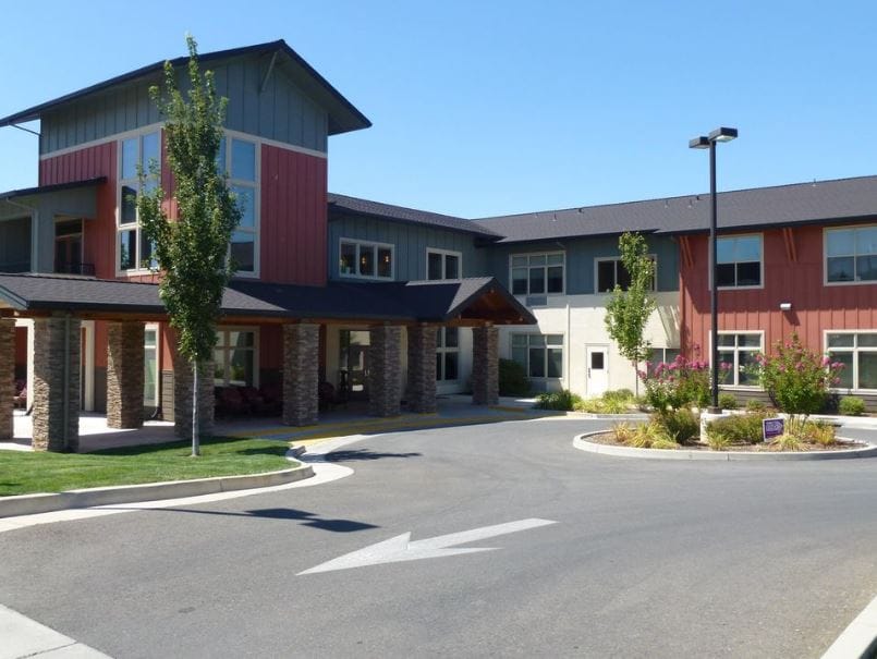 Exterior view of The Vistas Assisted Living facility