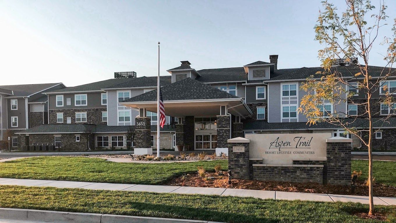 Exterior view of Aspen Trail Retirement Resort building