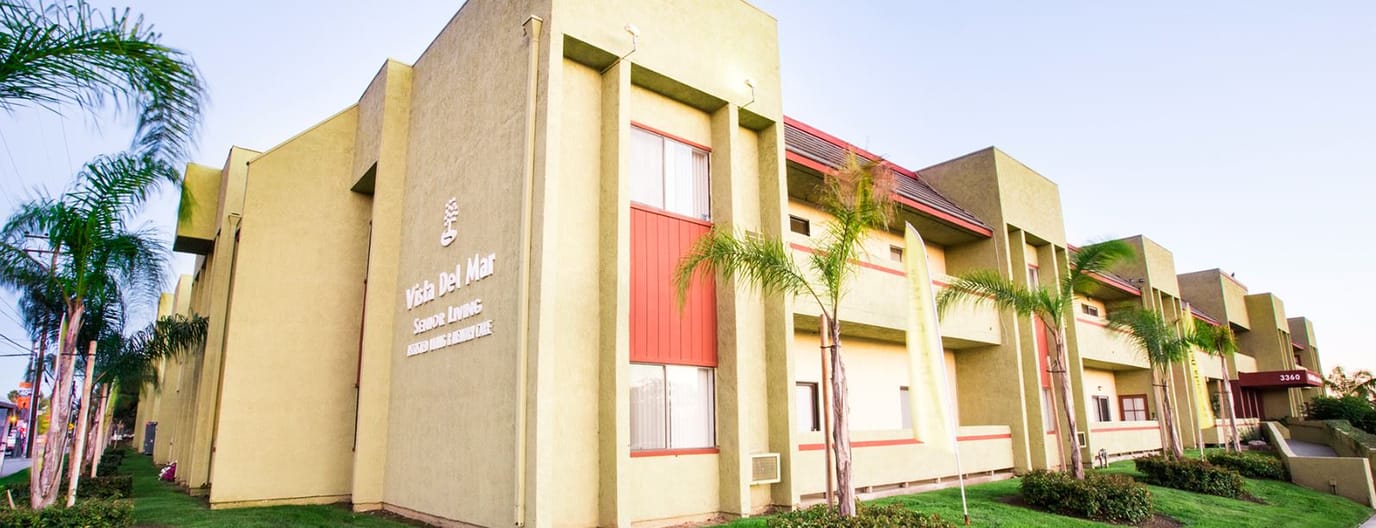 Exterior view of Vista Del Mar Senior Living facility
