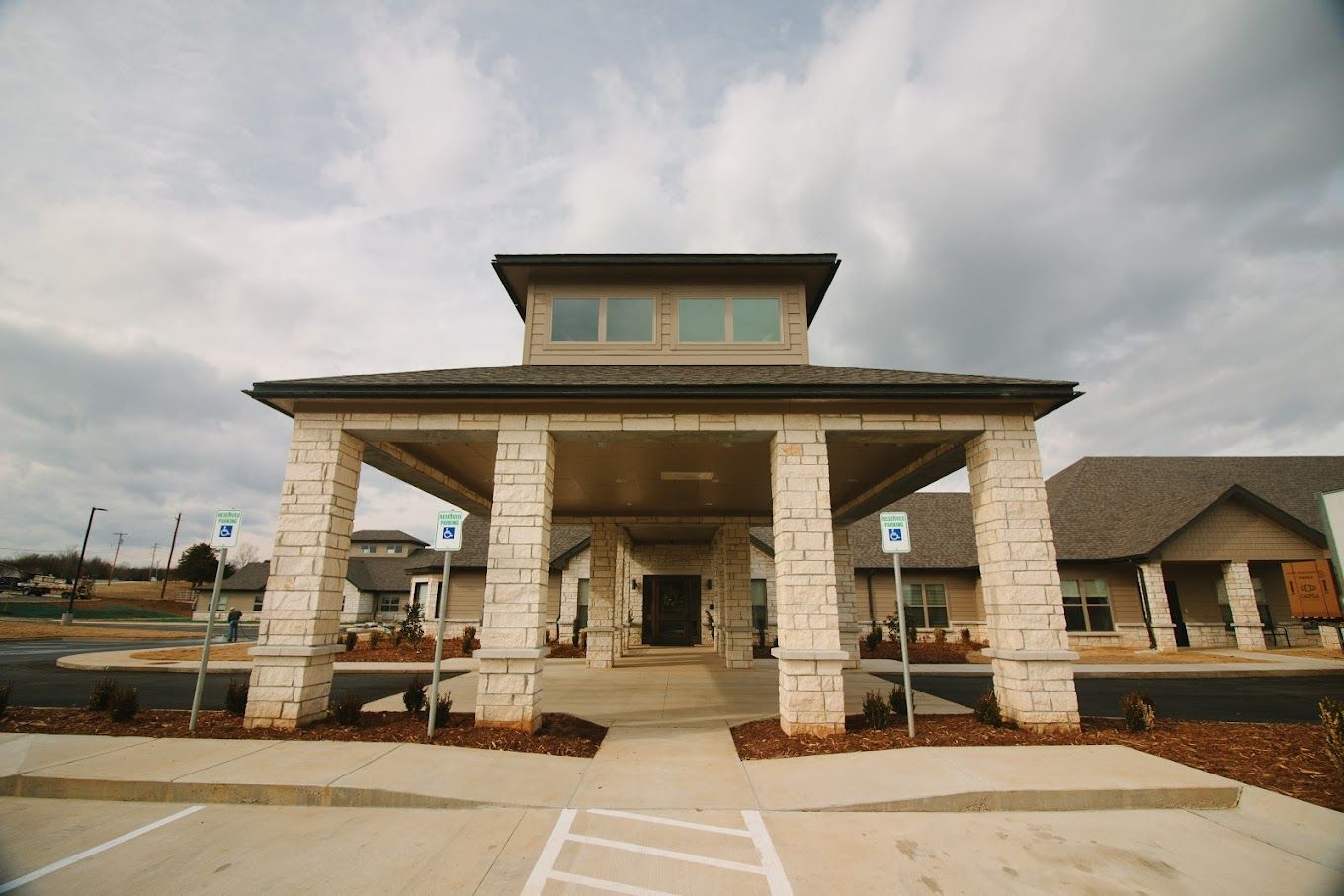 Exterior view of Hiram Shaddox Health and Rehab entrance