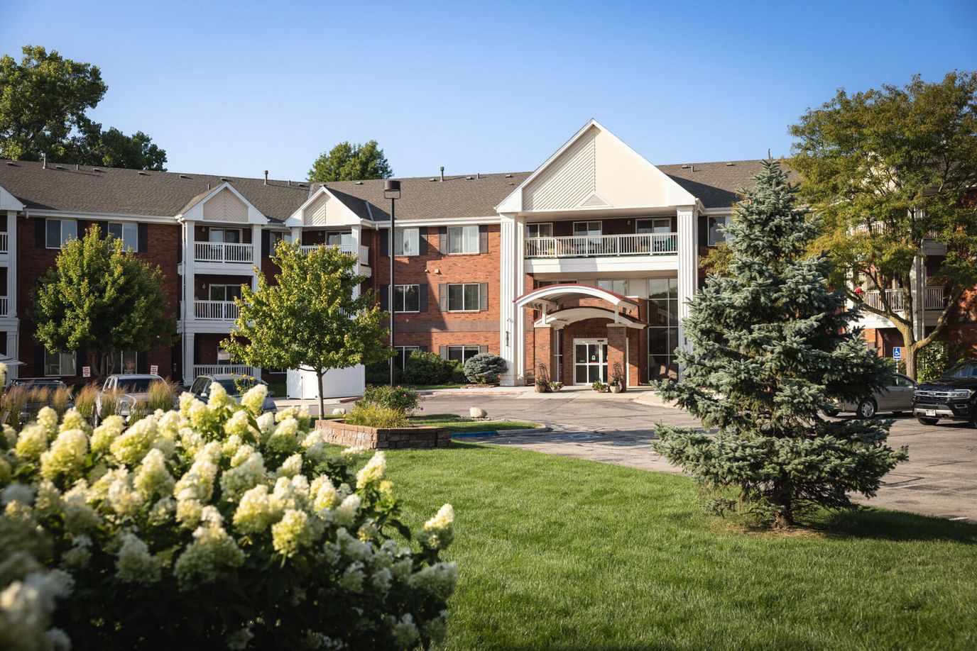 Exterior view of Bloomfield assisted living facility