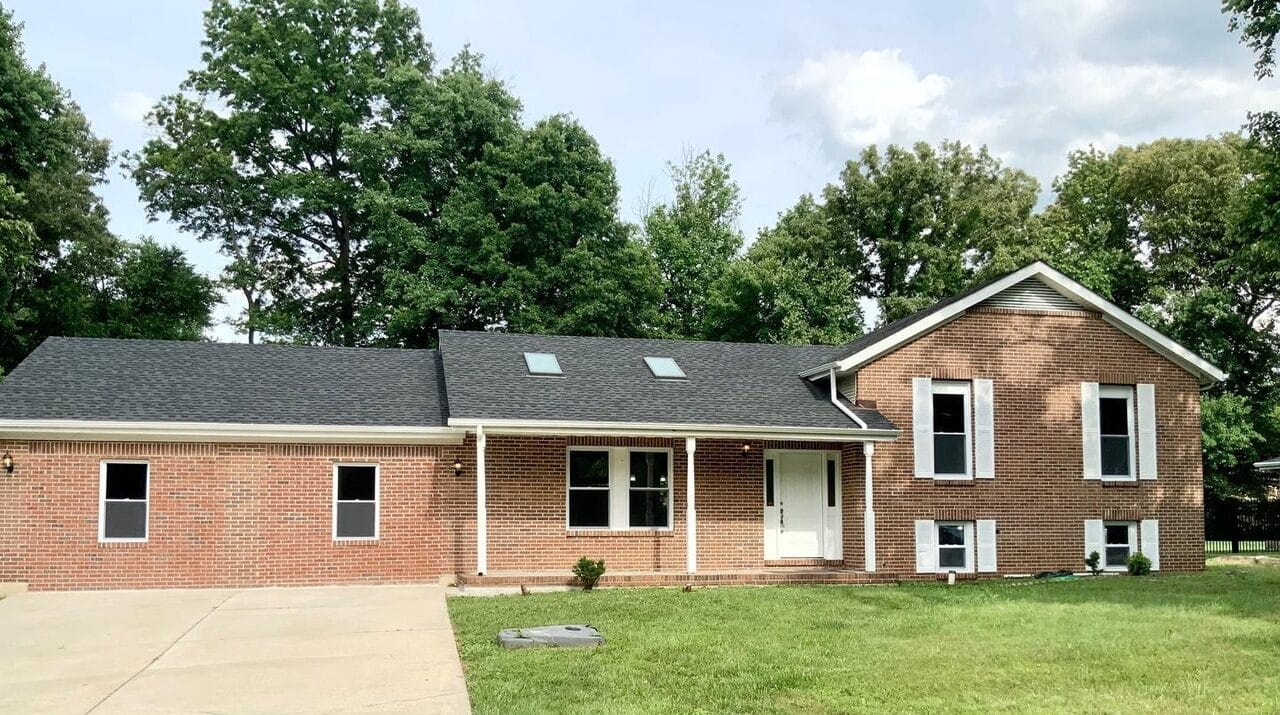 Exterior view of a brick assisted living facility